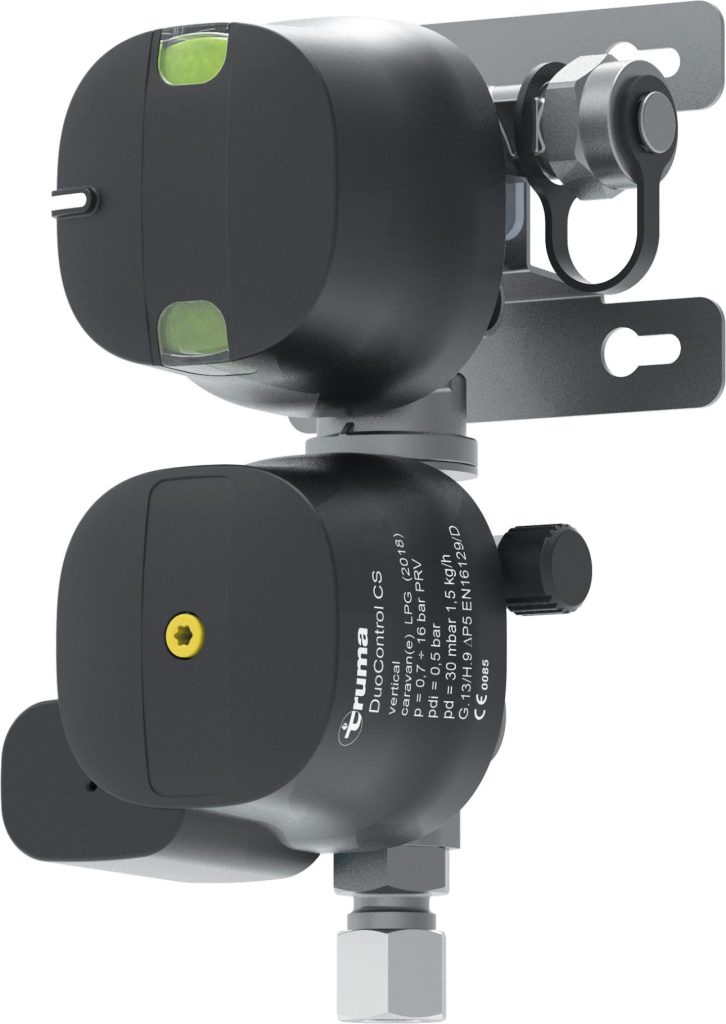 Die Truma DuoControl CS der neuen Generation ist Gasdruckregler und Umschaltanlage in einem. DuoControl CS vertikal - Die Zweiflaschenanlage
