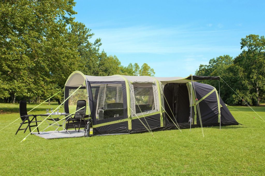 Das Pure 4 A.I.R. Tech Authentic ist die perfekte Wahl für Familien, die Wert auf viel Wohnraum und ein angenehmes Raumklima legen. Brunner Pure 4 Airtech aufblasbares Familienzelt 4 Personen