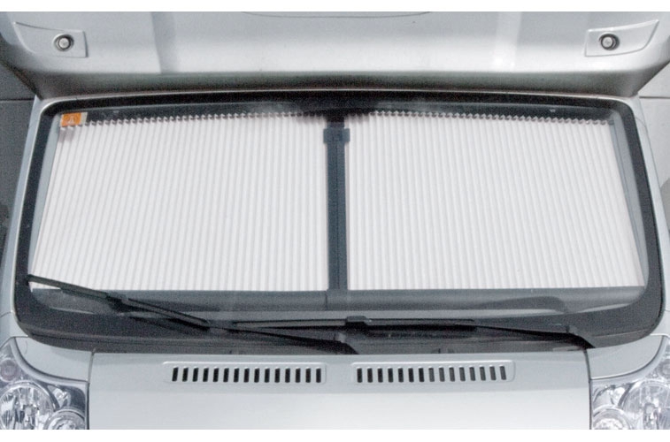 Remis REMIfront IV Ford Transit Fahrerhausverdunklung