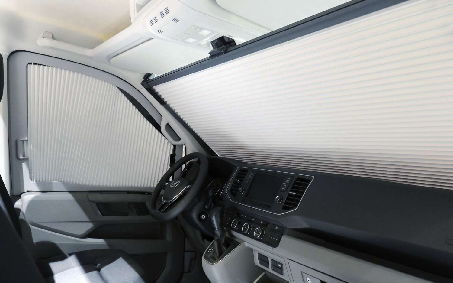 REMIfront V VW Crafter ab Bj, 2017 Frontverdunkelung