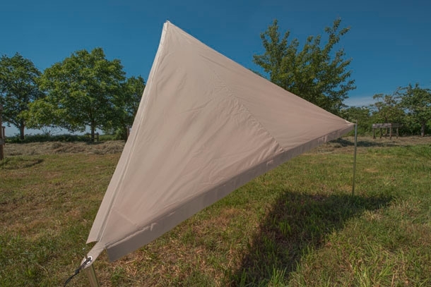 Bent Zip-Protect Canvas Single Verbindbares Sonnensegel  250 x 250 x 250 cm
